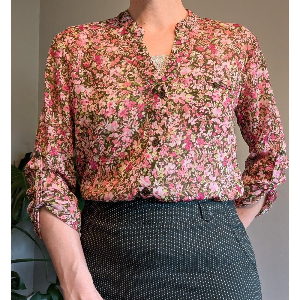 Kut From The Kloth Sheer Blouse Pink Floral‎ Button Up Roll Tab M Cottage Garden